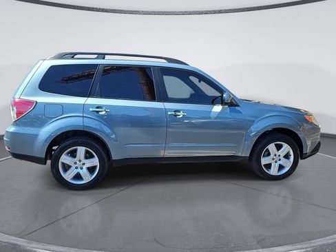Used 2010 Subaru Forester 2.5X Premium AWD/4WD image 2