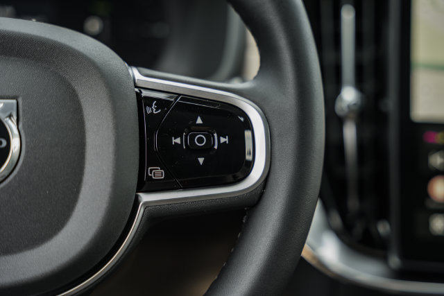 New 2026 Volvo XC90 T8 Ultra w/ Protection Package Premier AWD/4WD image 30