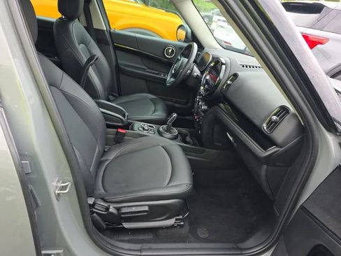 Used 2023 MINI Cooper Countryman FWD image 3