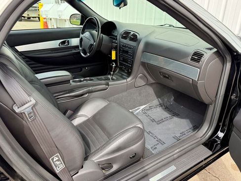 Used 2002 Ford Thunderbird RWD image 16