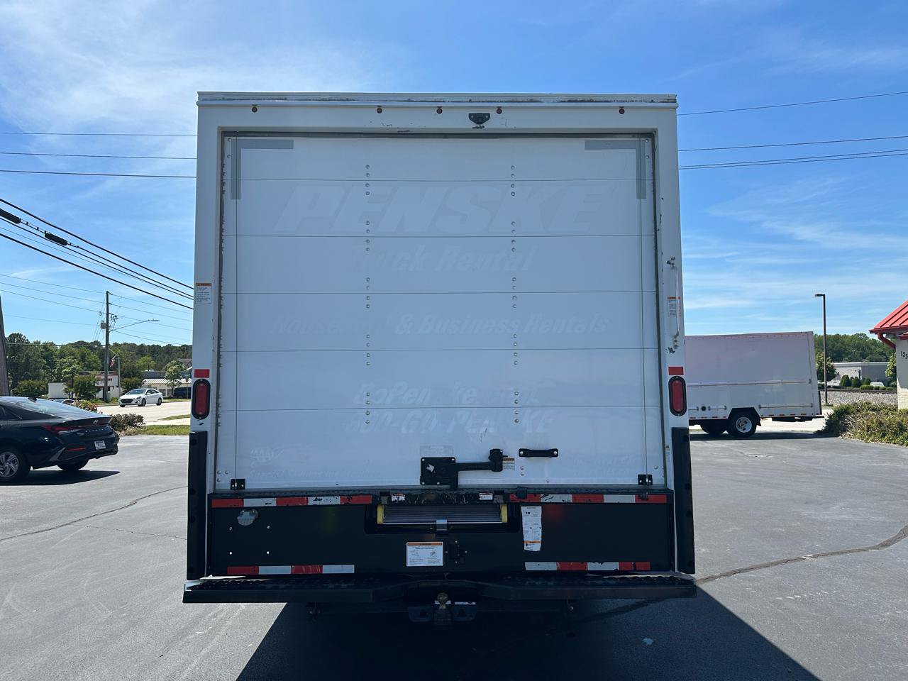 Used 2021 GMC Savana 3500 Extended w/ Power Convenience Package RWD image 6