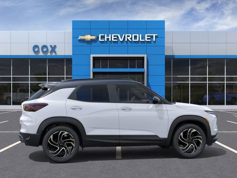 New 2026 Chevrolet TrailBlazer RS w/ Driver Confidence Package FWD image 5