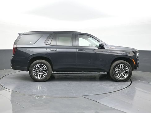 Used 2025 Chevrolet Tahoe Z71 AWD/4WD image 13