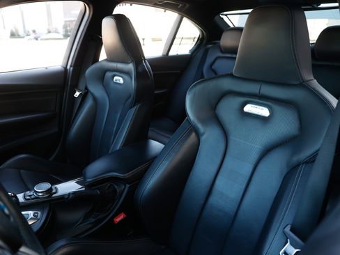 Used 2015 BMW M3 image 9