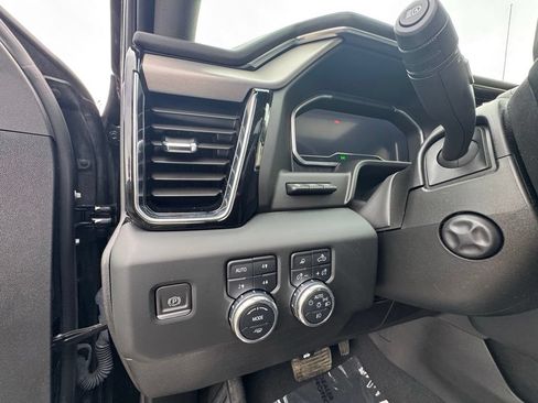Used 2024 GMC Sierra 1500 Denali w/ Technology Package AWD/4WD image 21