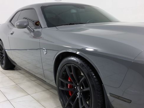 Used 2023 Dodge Challenger SRT Hellcat w/ Driver Convenience Group RWD image 38