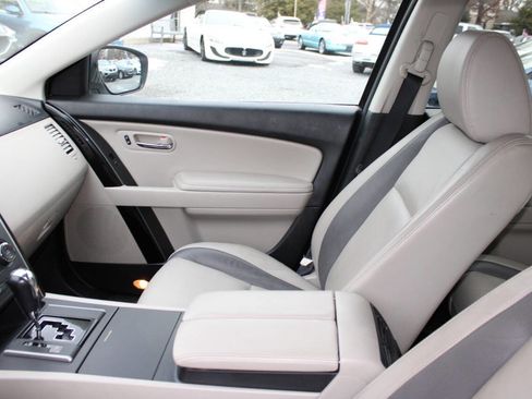 Used 2011 MAZDA CX-9 Touring image 14