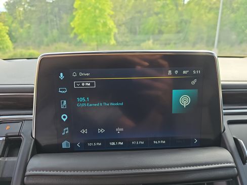 Used 2024 Chevrolet Tahoe Z71 w/ Luxury Package image 23