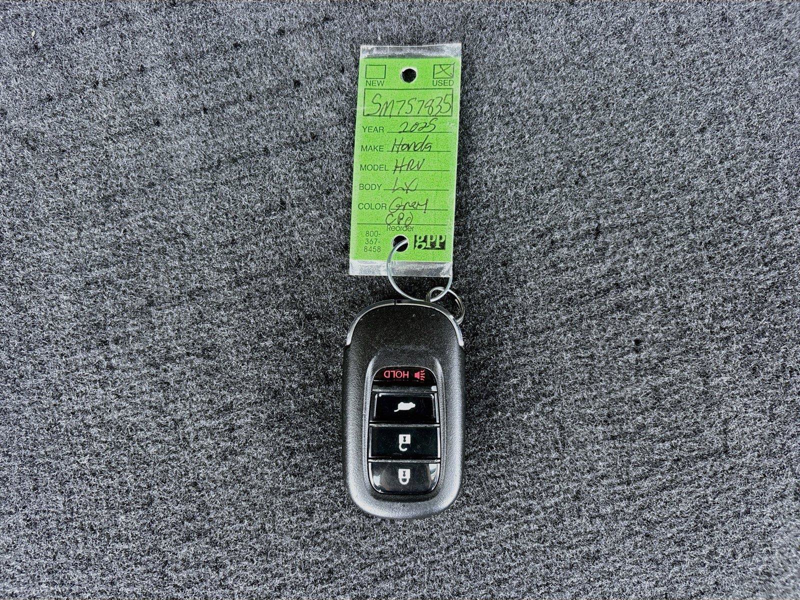 Certified 2025 Honda HR-V LX image 34