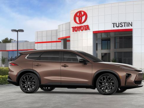 New 2026 Toyota Crown Signia AWD/4WD image 15