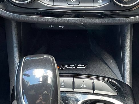 Used 2024 Buick Envista Sport Touring w/ Convenience I Package FWD image 18