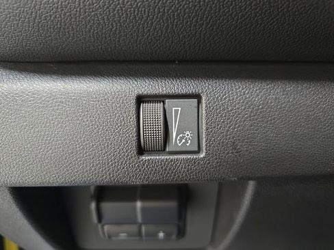 Used 2023 Chevrolet Colorado LT w/ LT Convenience Package III image 28