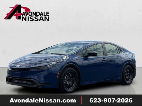 Used 2023 Toyota Prius LE FWD image 1