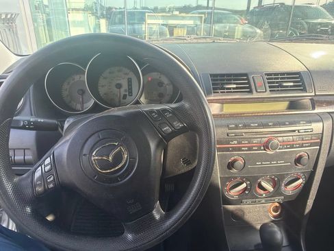 Used 2007 MAZDA MAZDA3 i Touring FWD image 9