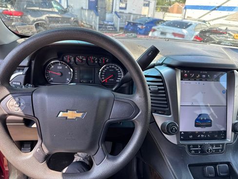 Used 2016 Chevrolet Tahoe 4WD w/ Remote Keyless Entry Package image 9