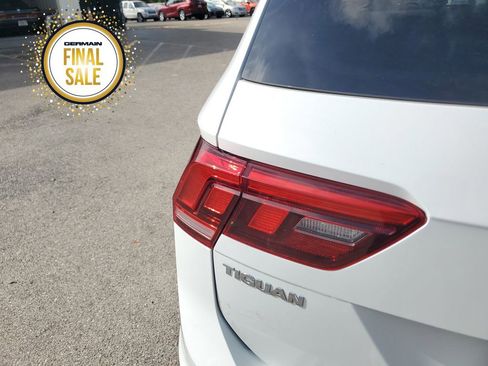 Used 2021 Volkswagen Tiguan S image 13
