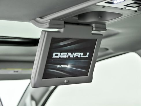 Used 2020 GMC Yukon Denali image 25