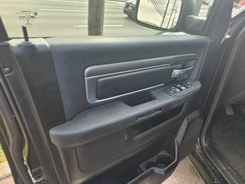 Used 2022 RAM 1500 Warlock AWD/4WD image 7