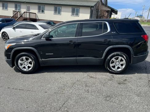 Used 2019 GMC Acadia SLE w/ LPO, Floor Liner Package FWD image 4