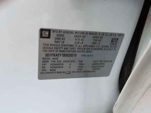 Used 2011 Cadillac SRX Luxury FWD image 38