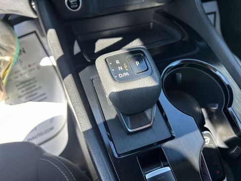 Used 2023 Nissan Rogue S image 25