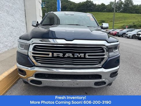Used 2023 RAM 1500 Laramie AWD/4WD image 2
