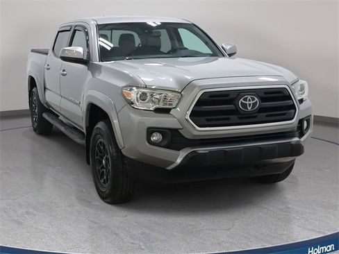 Used 2019 Toyota Tacoma SR5 image 4