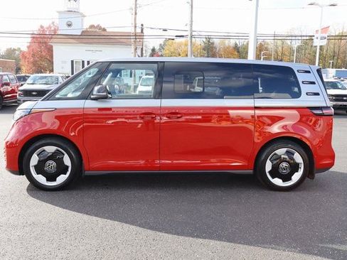 Used 2025 Volkswagen ID. Buzz Pro S Plus image 14