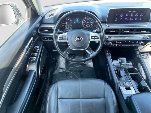 Used 2022 Kia Telluride EX w/ EX Premium Package image 24