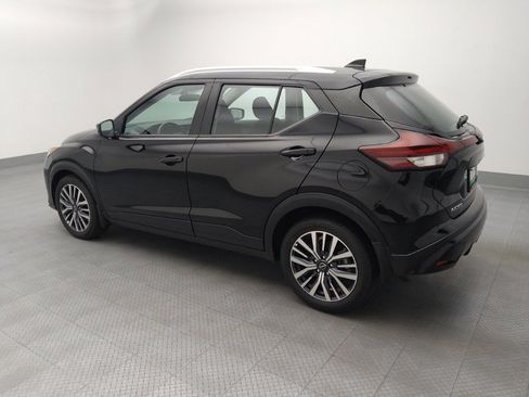 Used 2023 Nissan Kicks SV FWD image 3