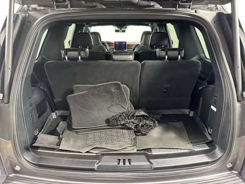 Used 2021 Lincoln Navigator Reserve AWD/4WD image 35