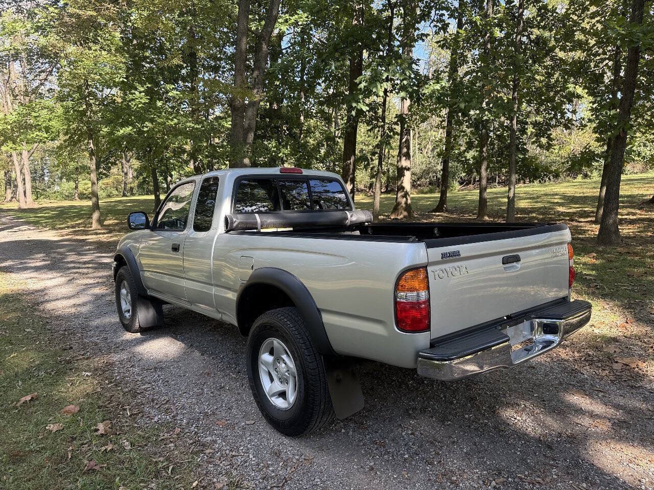 Used 2003 Toyota Tacoma PreRunner w/ SR5 Pkg RWD image 14