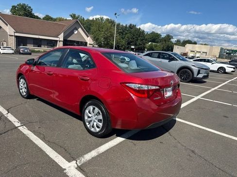 Used 2016 Toyota Corolla LE FWD image 5