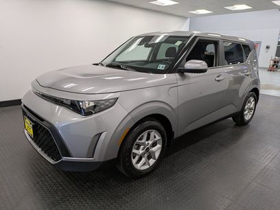 Certified 2023 Kia Soul LX w/ LX Technology Package