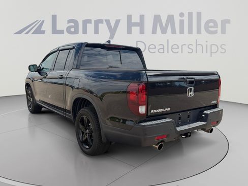 Used 2021 Honda Ridgeline Black Edition image 4