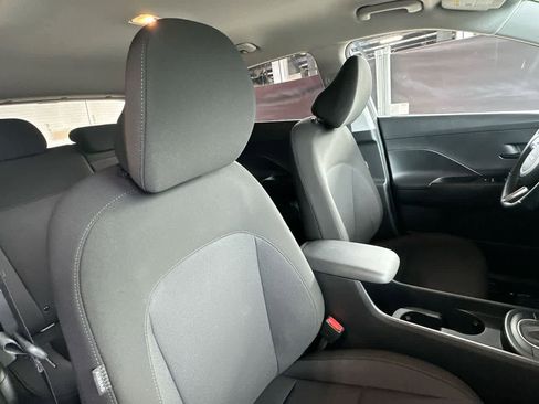 Used 2024 Hyundai Kona SEL FWD image 27