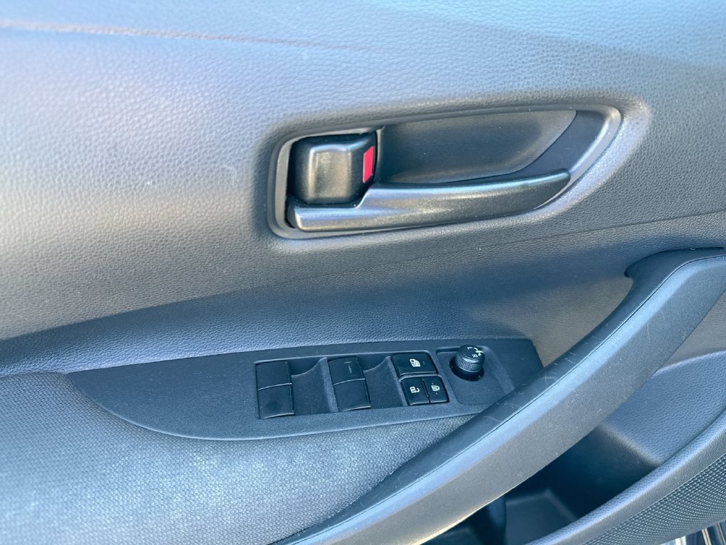 Used 2025 Toyota Corolla LE FWD image 20