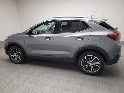 Used 2020 Buick Encore GX Essence image 3