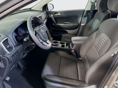 Used 2020 Kia Sportage LX w/ LX Popular Package AWD/4WD image 11