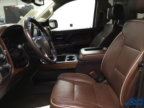 Used 2017 Chevrolet Silverado 1500 High Country image 30