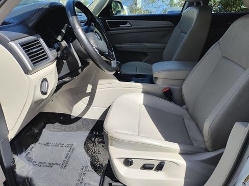 Used 2018 Volkswagen Atlas SE image 18
