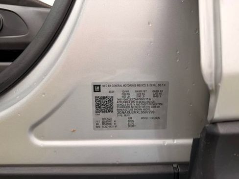 Used 2020 Chevrolet Equinox LT AWD/4WD image 17