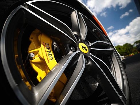 Certified 2023 Ferrari Roma RWD image 15