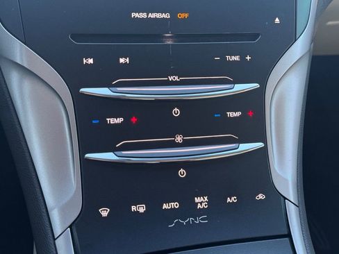 Used 2015 Lincoln MKZ w/ Equipment Group 101A Select image 28