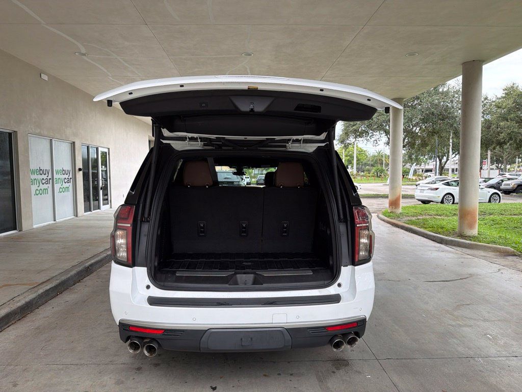 Used 2022 Chevrolet Tahoe High Country RWD image 34