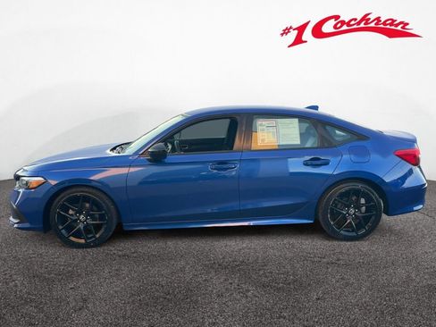 Used 2023 Honda Civic Sport image 4