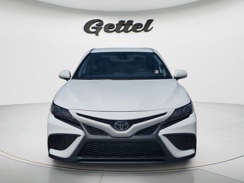 Used 2024 Toyota Camry SE w/ Convenience Package image 8