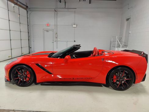 Used 2014 Chevrolet Corvette Stingray Convertible w/ 2LT Preferred Equipment Group image 23
