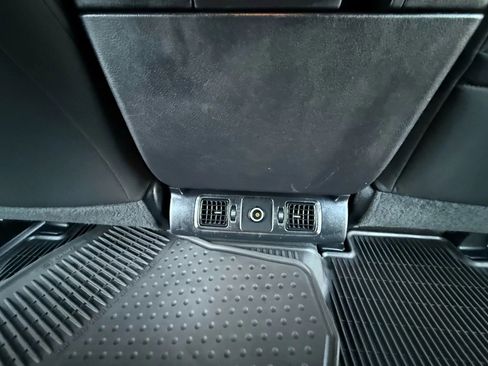 Used 2015 Toyota Tundra SR5 image 30