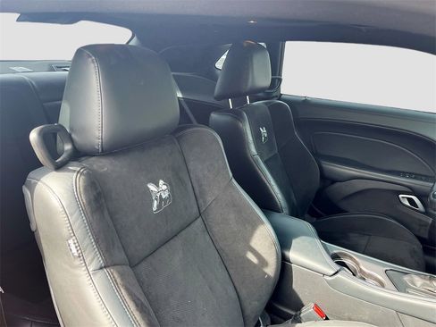 Used 2022 Dodge Challenger R/T Scat Pack w/ Dynamics Package image 28